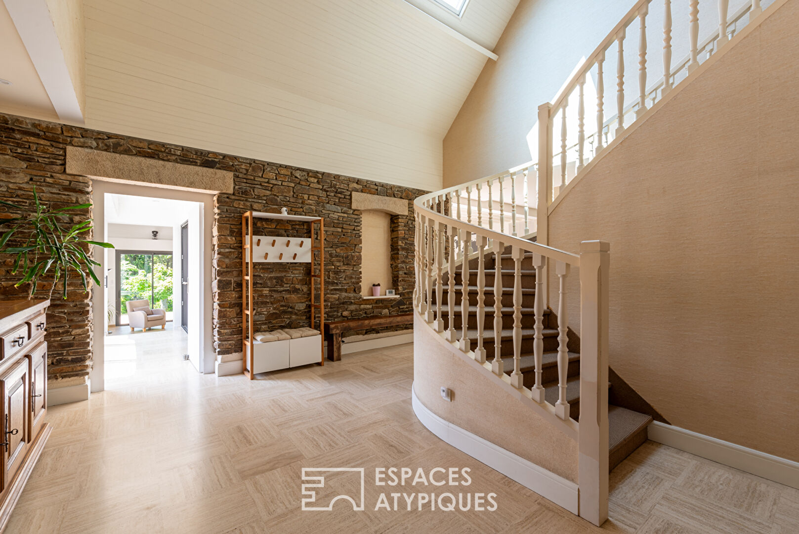seventies villa in La Briantais – Saint-Malo
