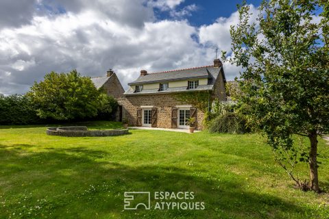 Entre campagne et mer, charmante maison en pierre à rénover