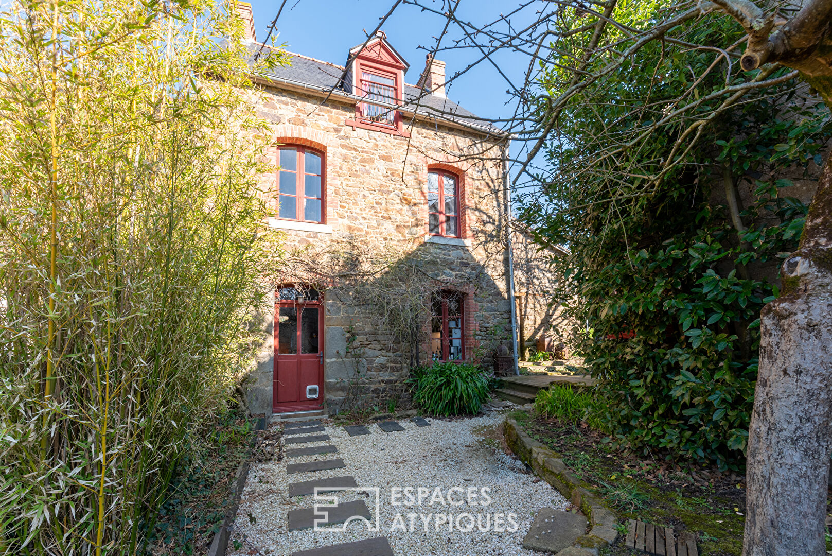 Charmante maison de village en bord de Rance