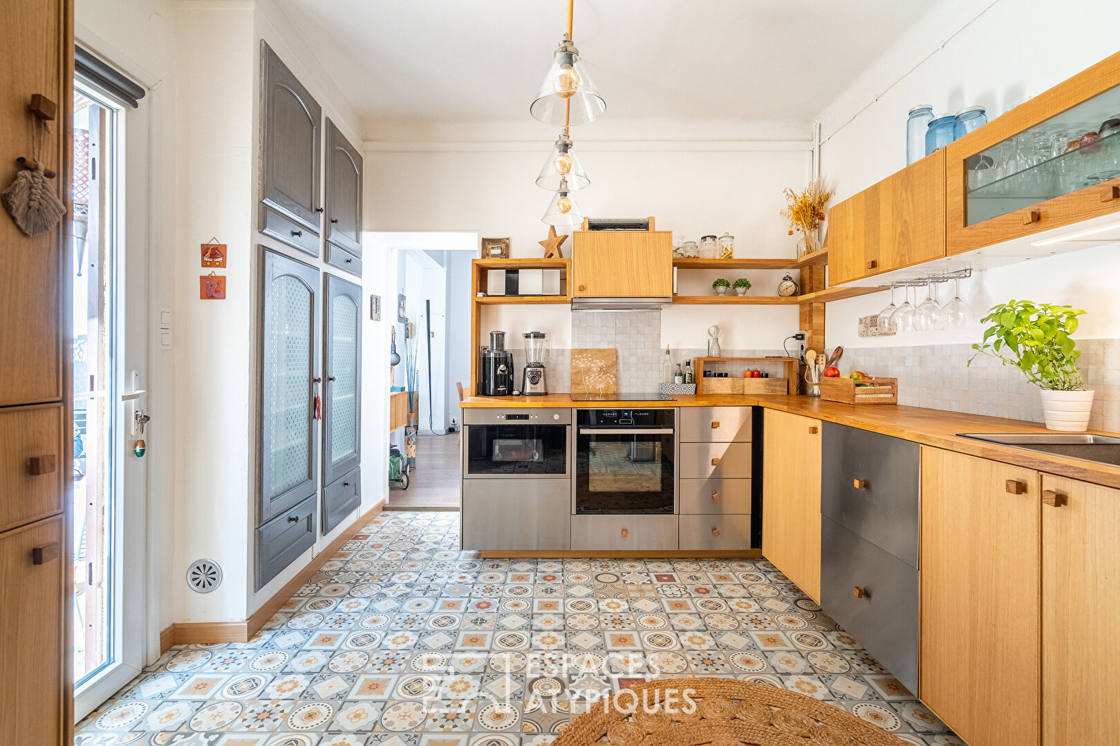 Maison familiale avec jardin et piscine à Bois Luzy