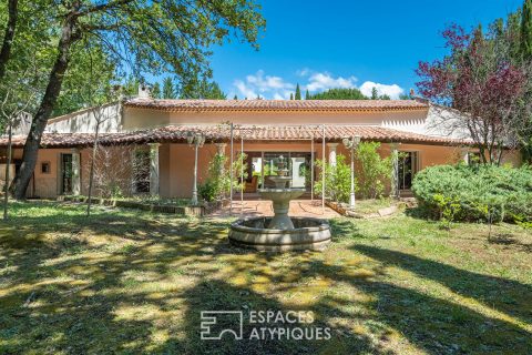 Maison provençale avec piscine et parc