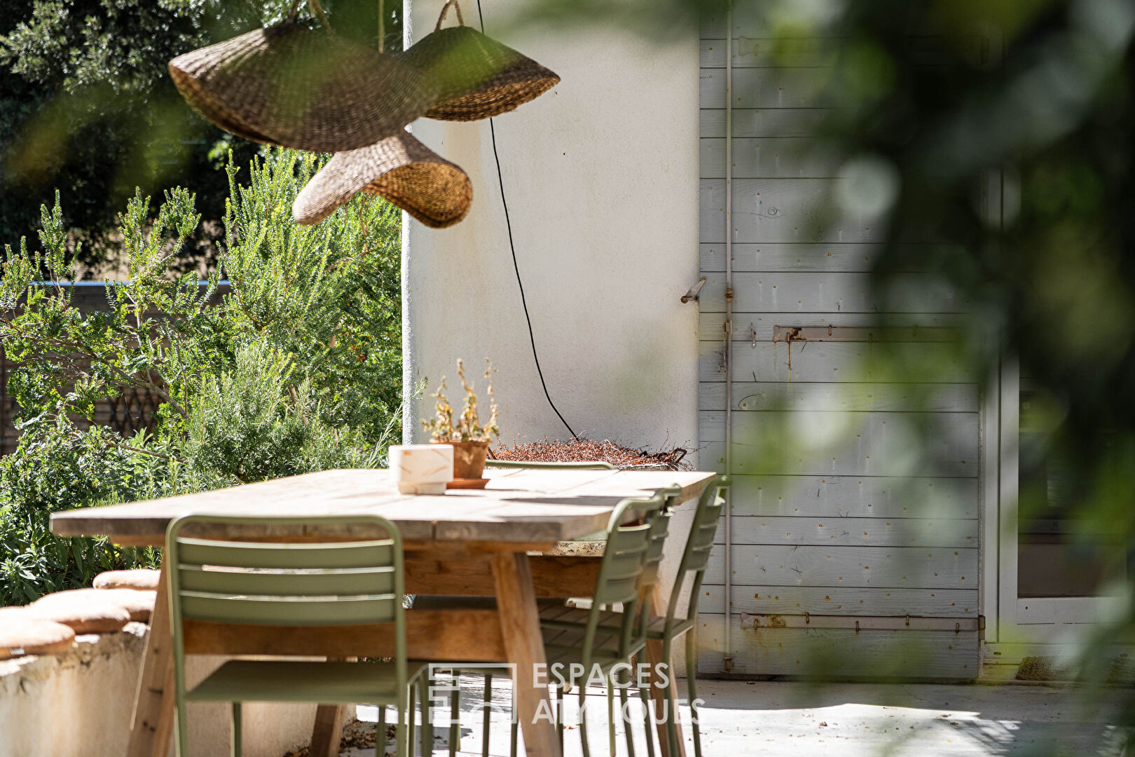 Contemporary Neo-Provençal house in Venelles