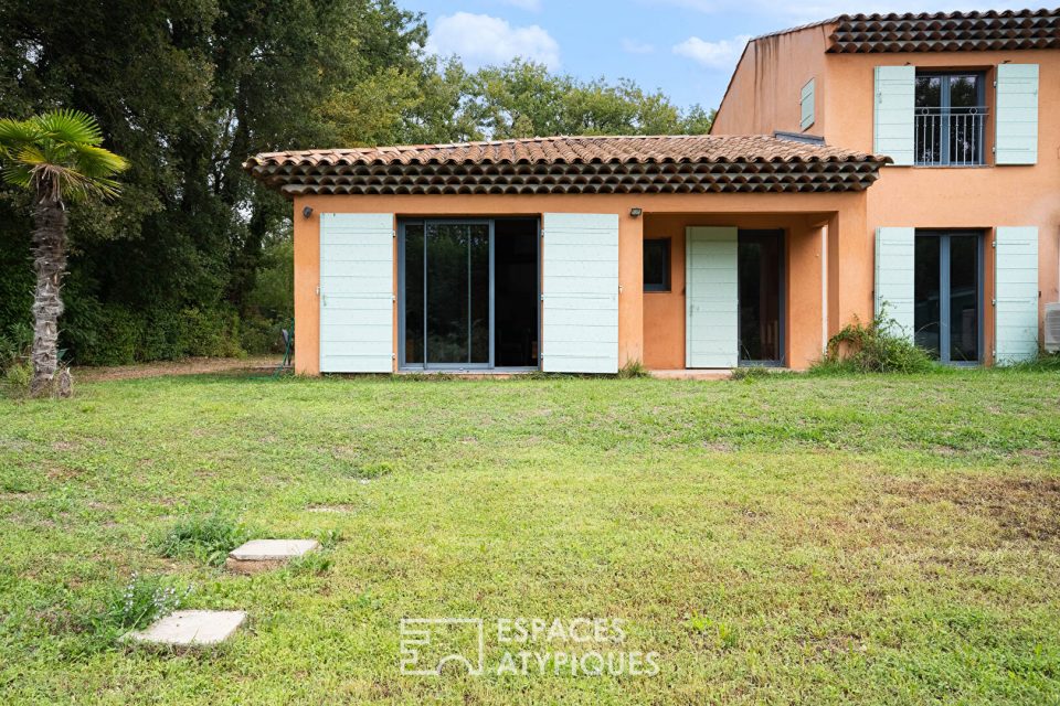 Maison avec jardin en bord de rivière