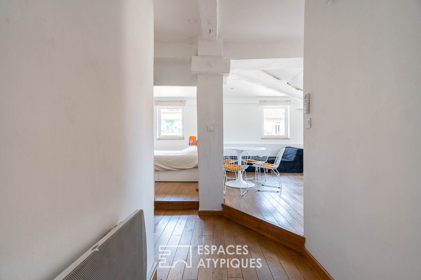 Duplex rénové avec terrasse dans les anciens arsenaux