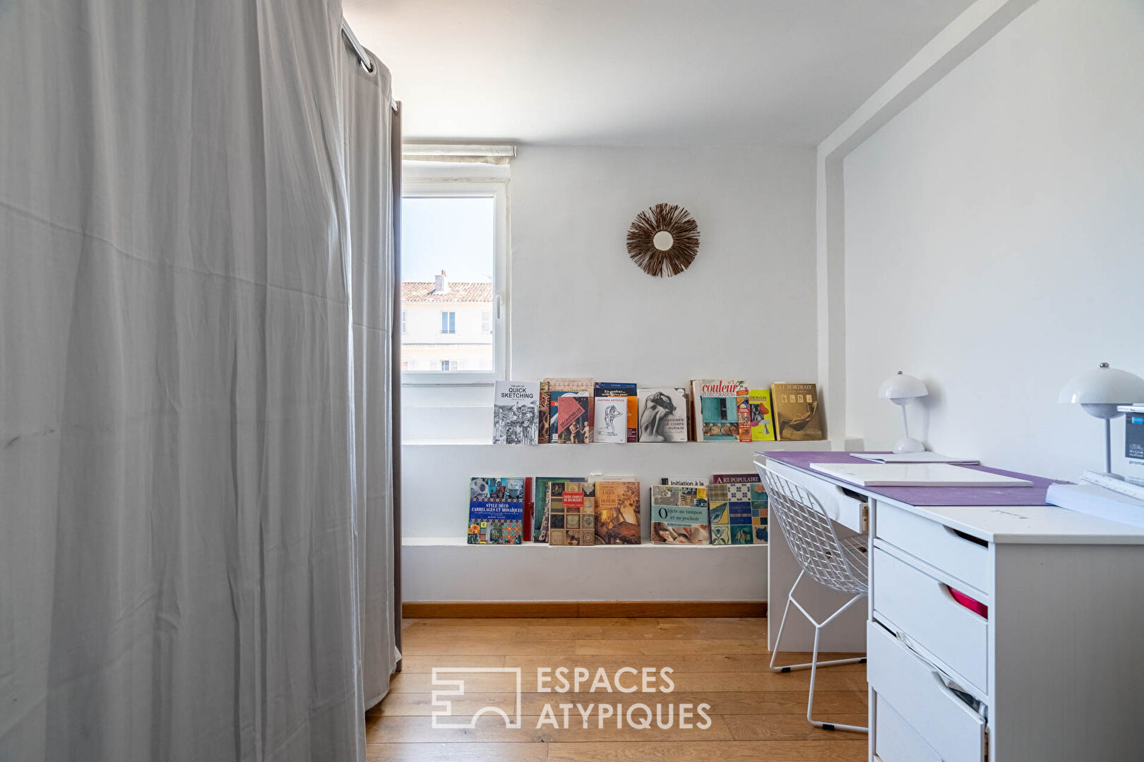 Duplex rénové avec terrasse dans les anciens arsenaux