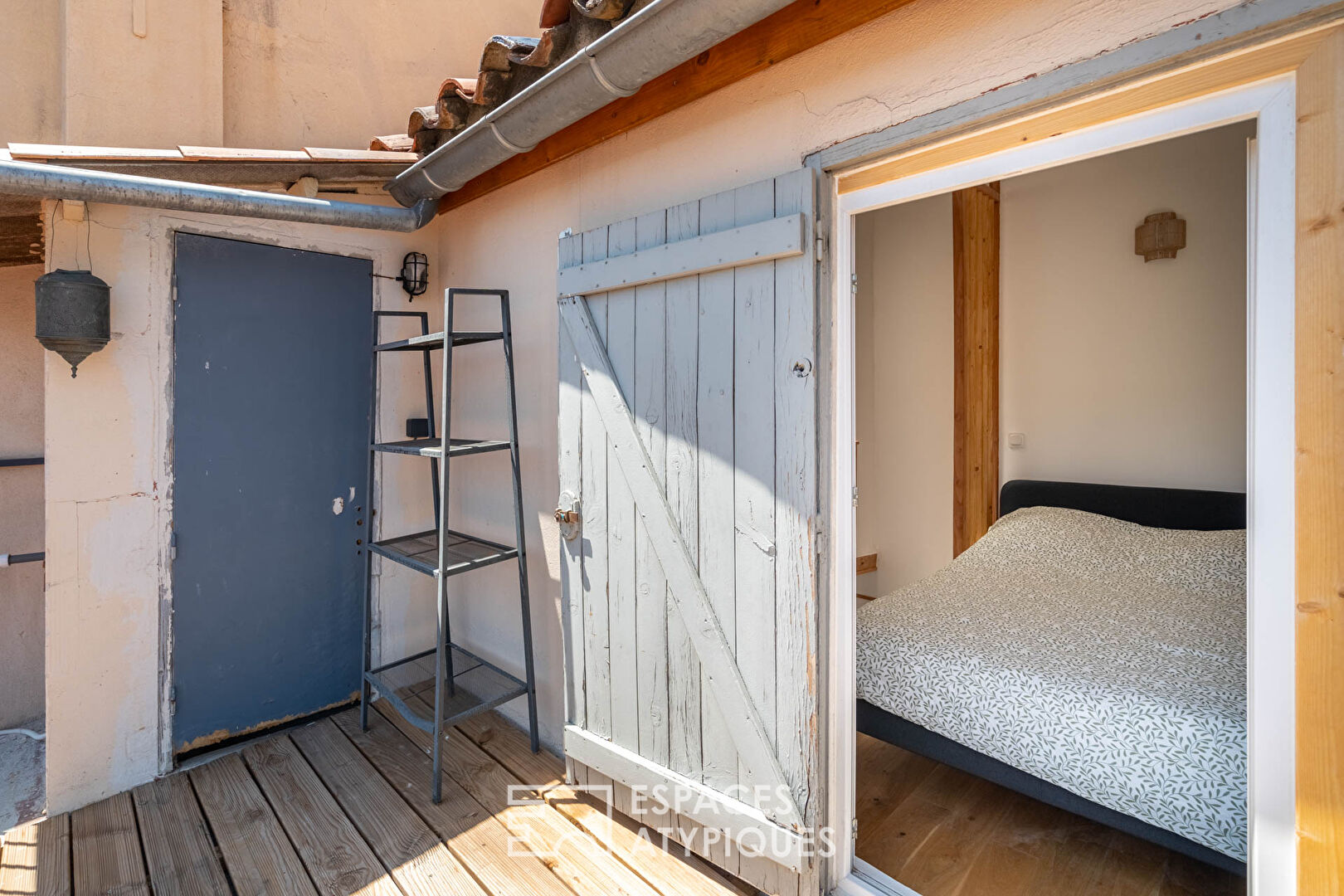 Duplex rénové avec terrasse dans les anciens arsenaux