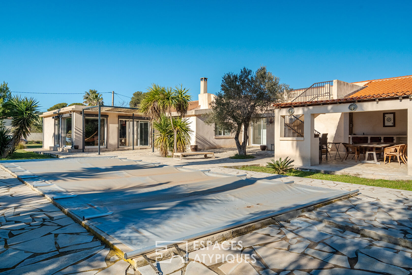 Villa avec parc et piscine sur la Côte bleue