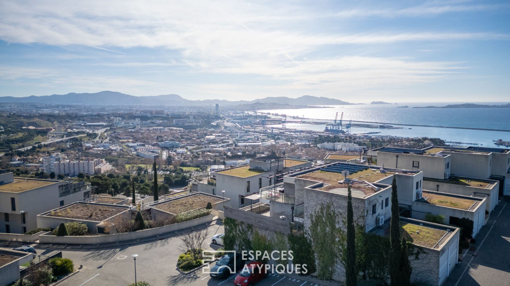 Appartement avec extérieur et vue