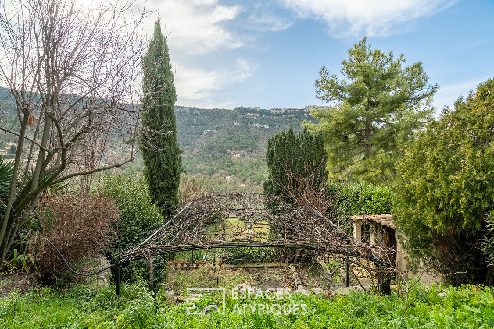 Un ecrin de charme au coeur de la Provence avec avec vue Panoramique