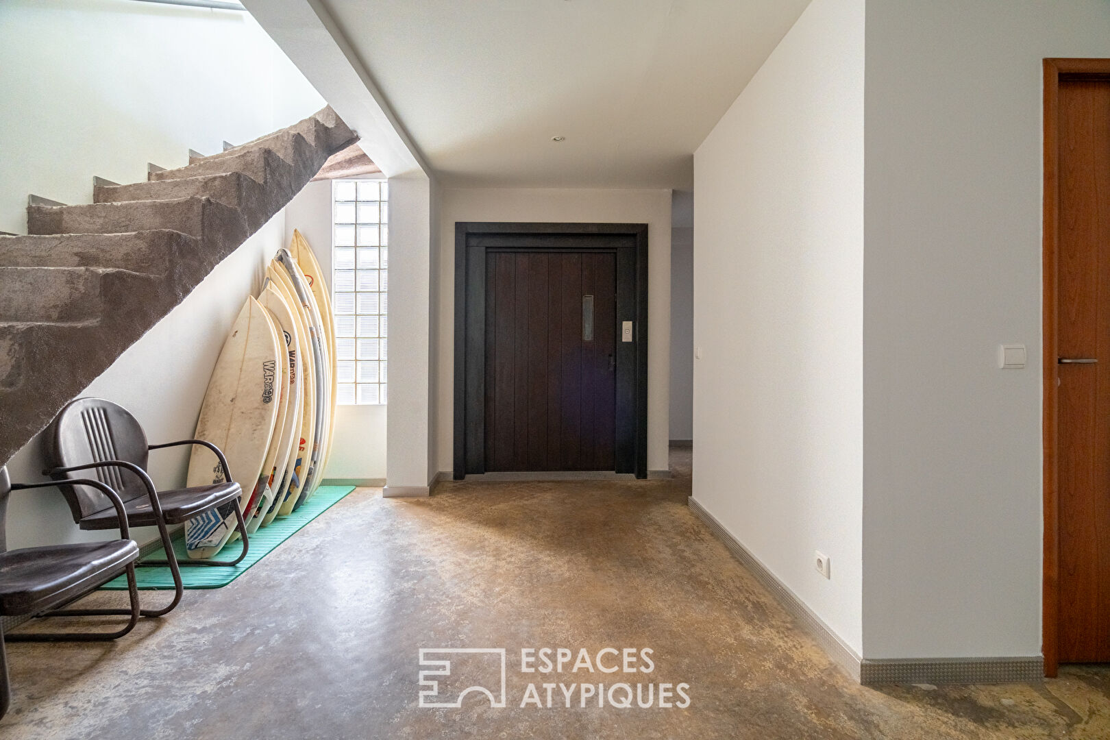 Architect’s loft with exterior in a former factory