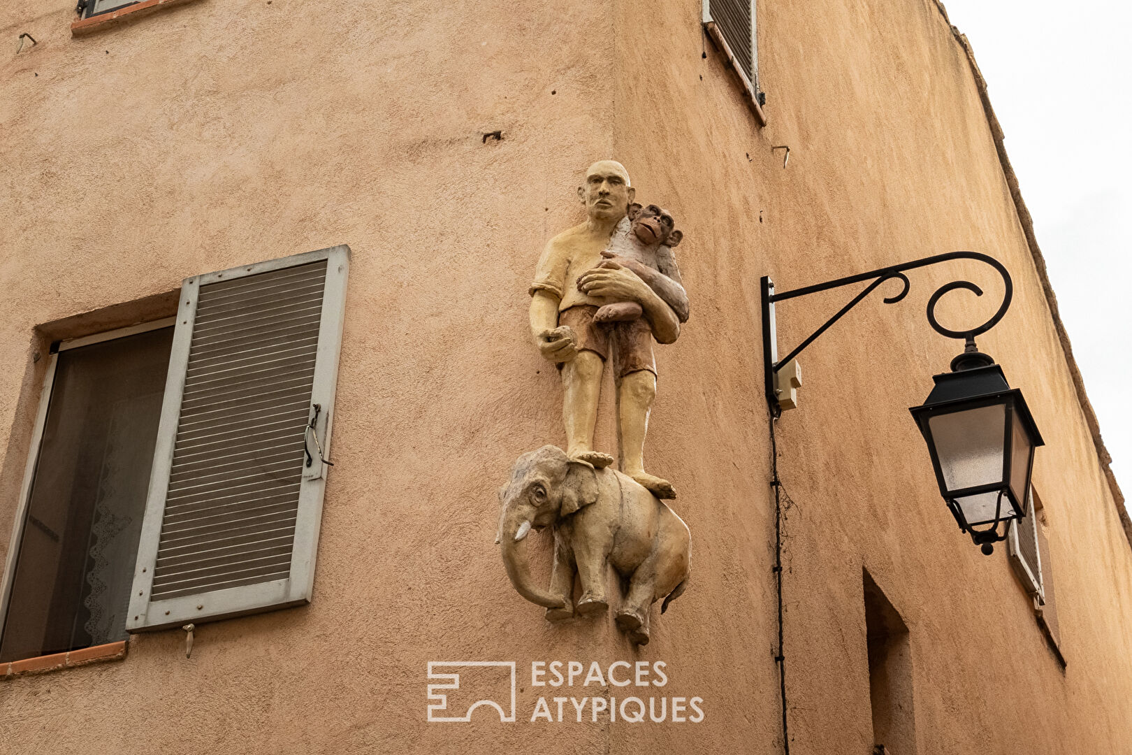 Townhouse with atypical charm in the heart of Aix-en-Provence