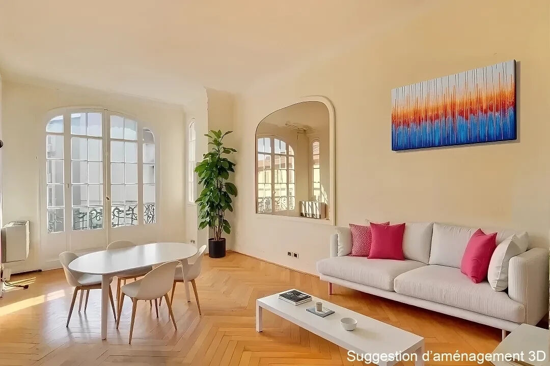 Appartement  bourgeois à rénover au coeur du Carré d’Or