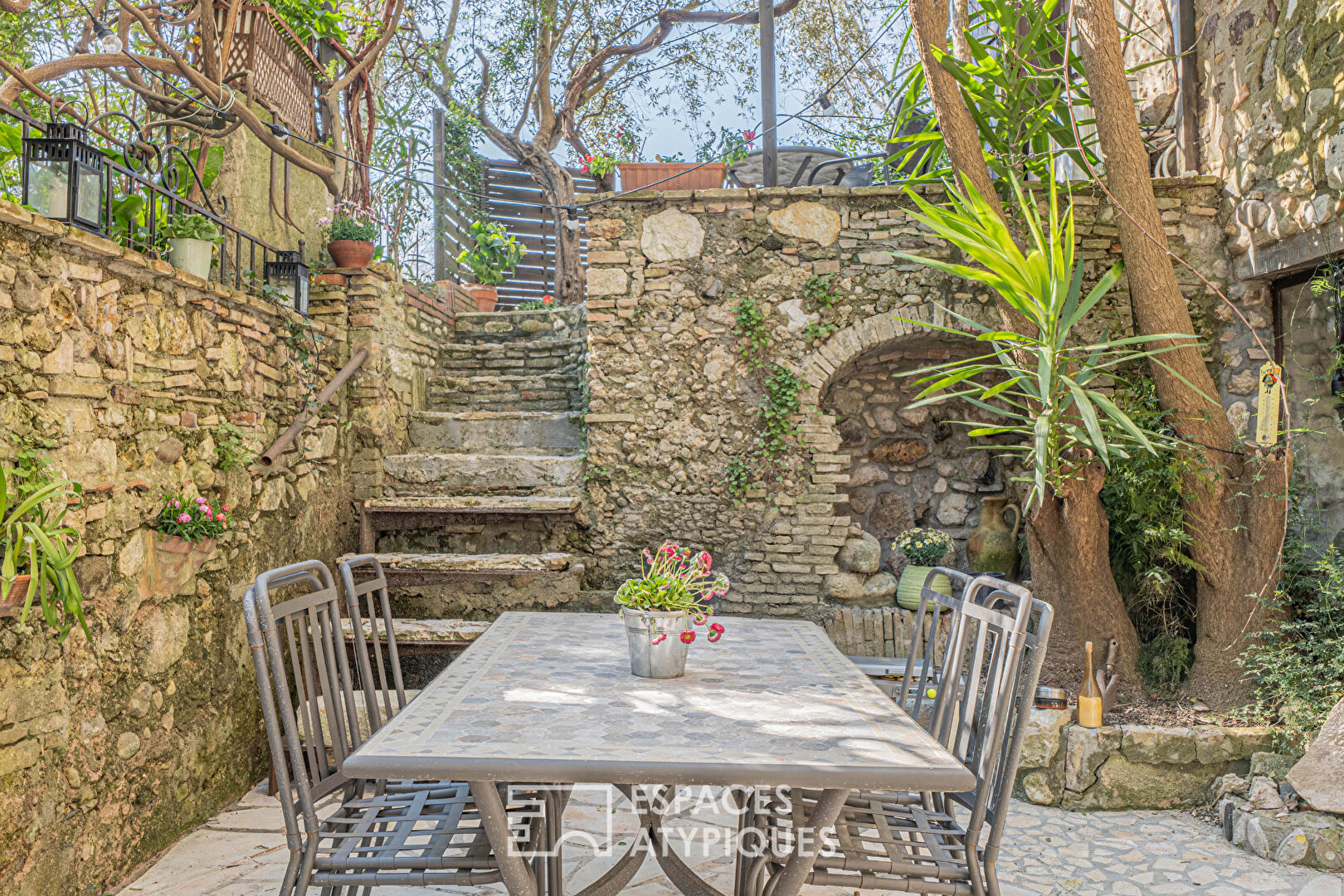 Duplex réhabilité dans un ancien moulin avec piscine