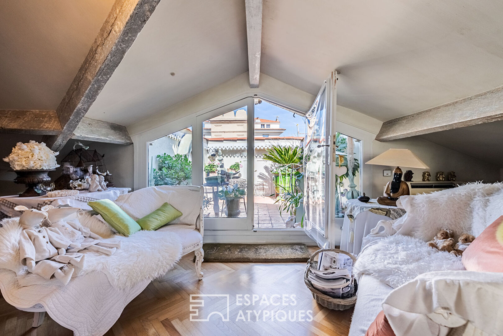 Attic Loft in the very center of Cannes