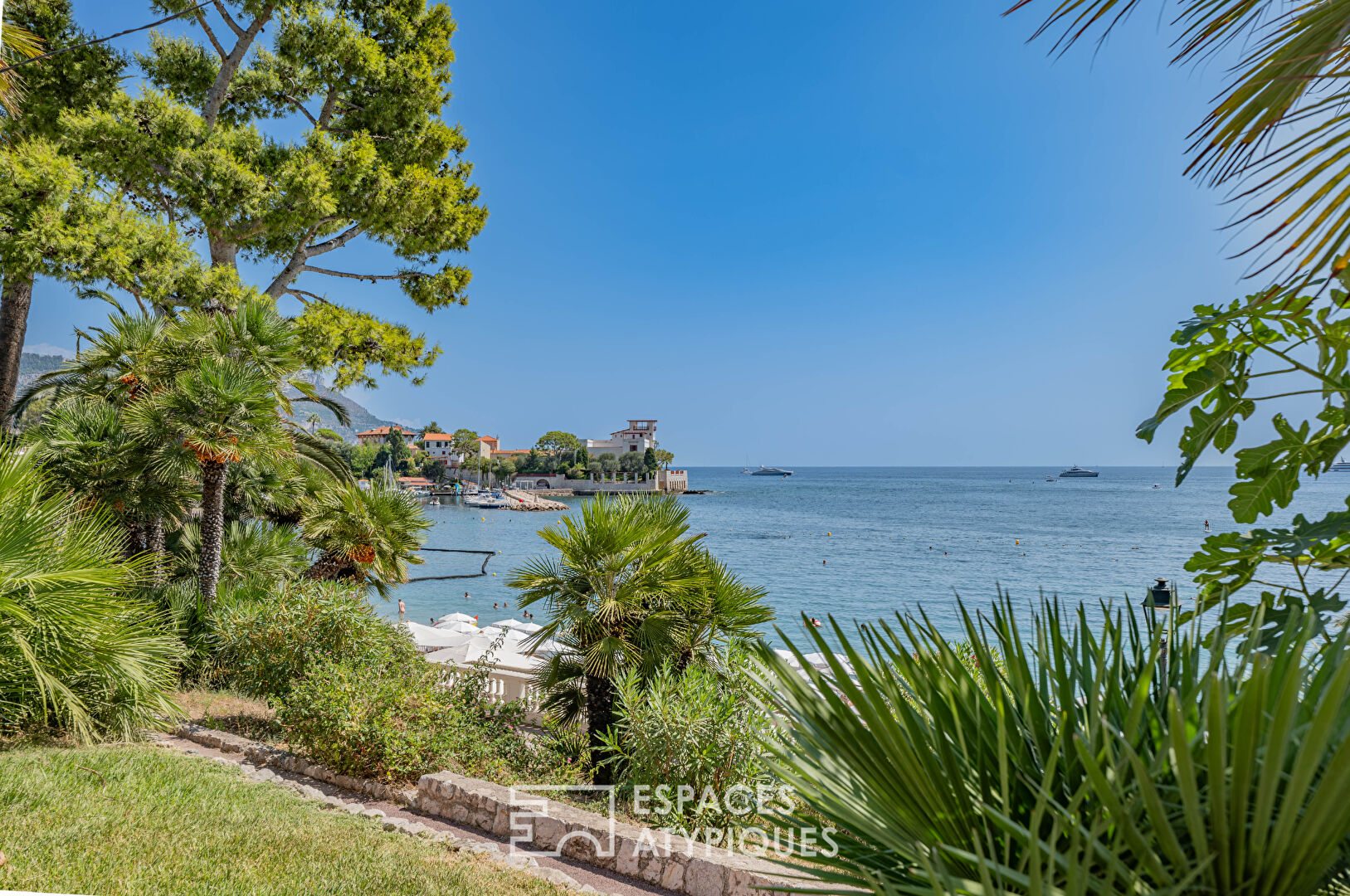 Beaulieu Sur Mer 3 room apartment 74 m2 panoramic sea view