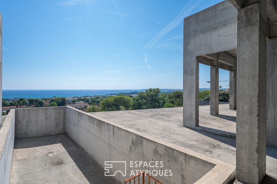 Villa Californienne prête à finir avec vue mer panoramique.