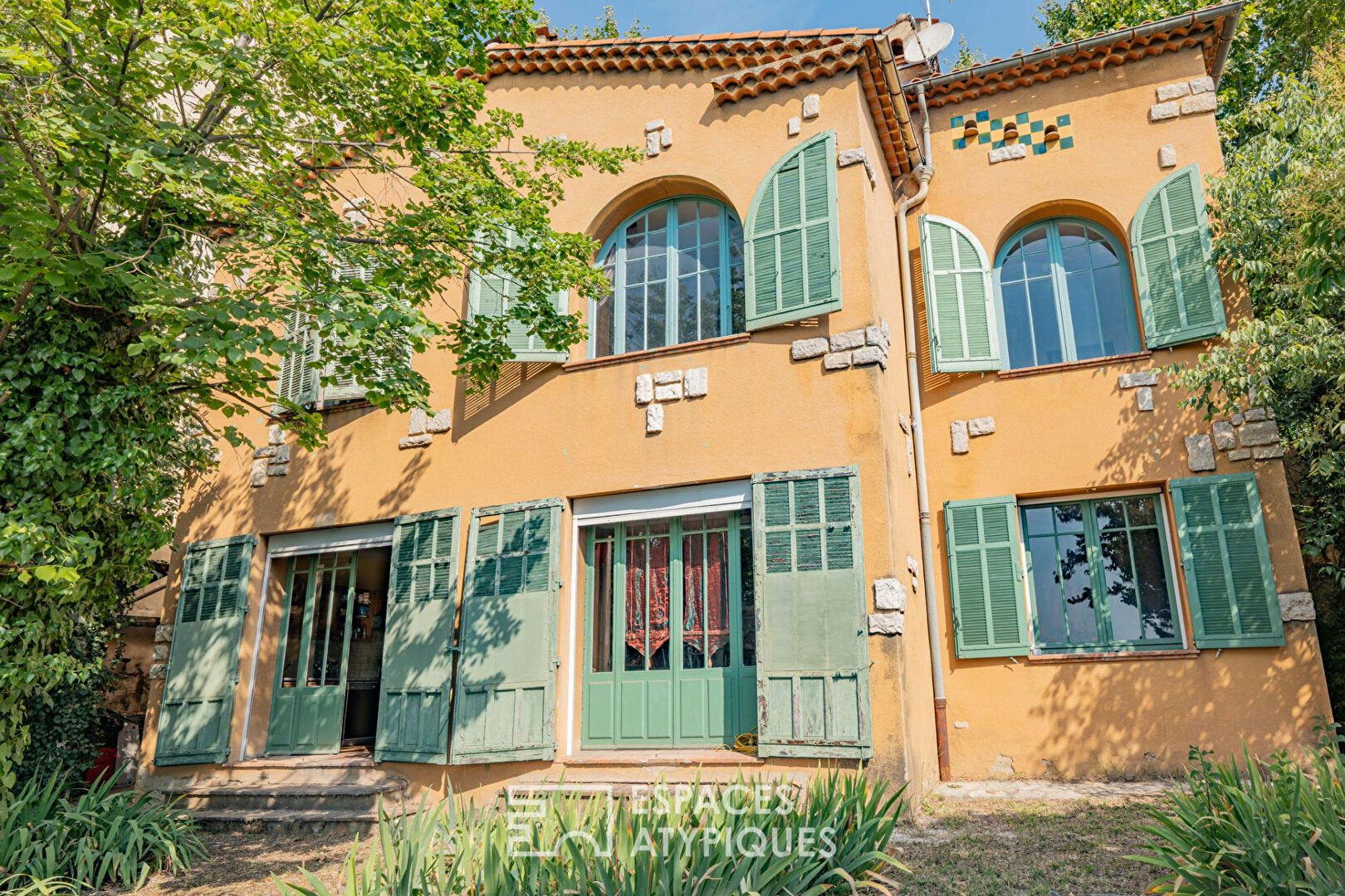 Maison Bourgeoise à Proximité du Centre Historique de Grasse