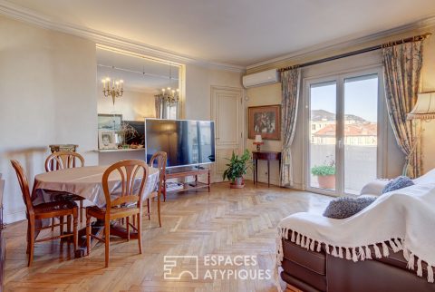 Apartment located in the Golden Square