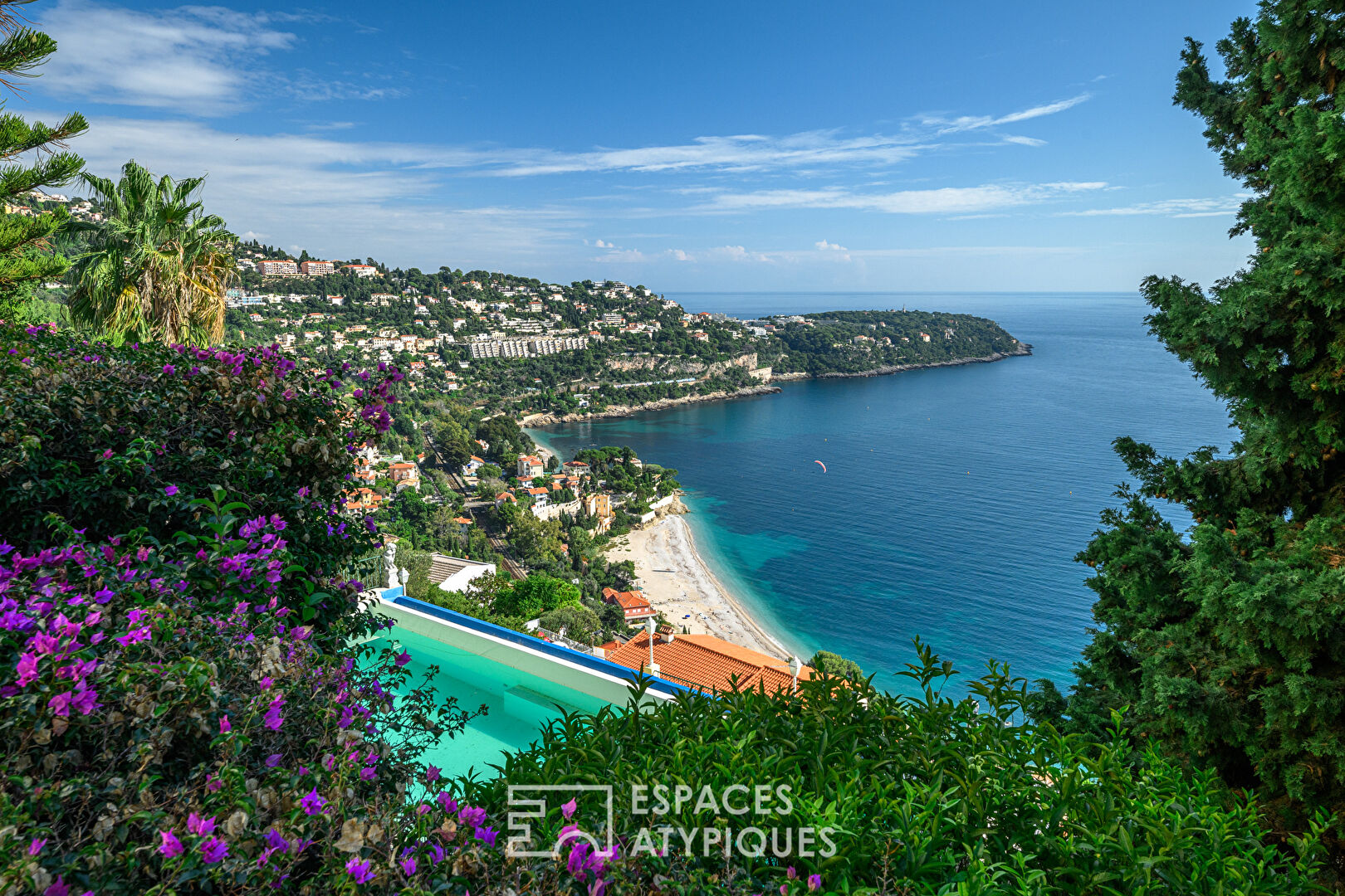 Exceptional villa in a dominant position in Roquebrune Cap Martin