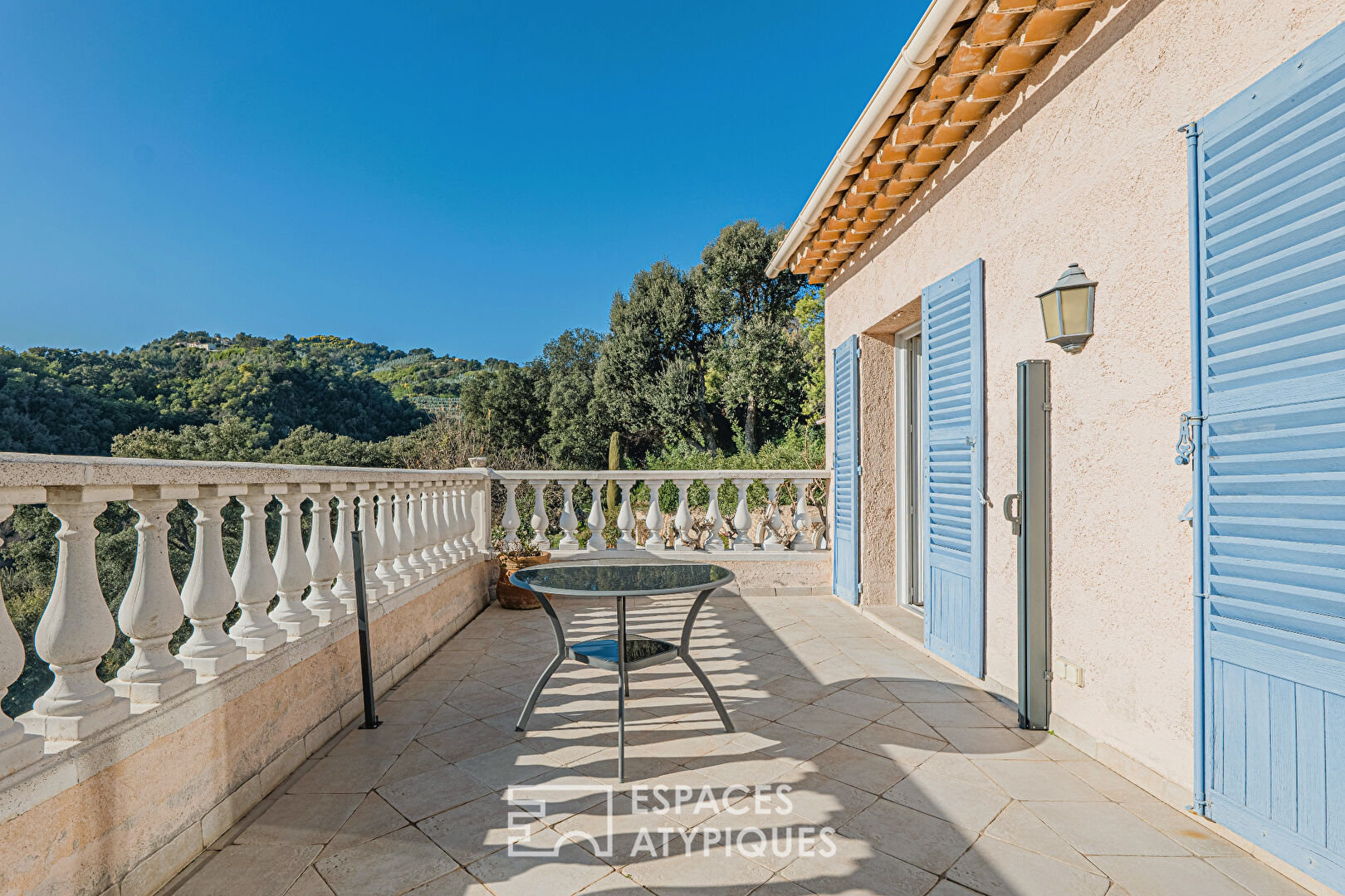 Villa Florentine de 230m² avec piscine et vue sur le massif du Tanneron