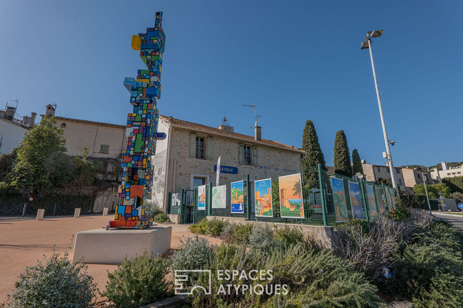 Authentique maison de village entièrement réhabilitée à La Colle sur Loup