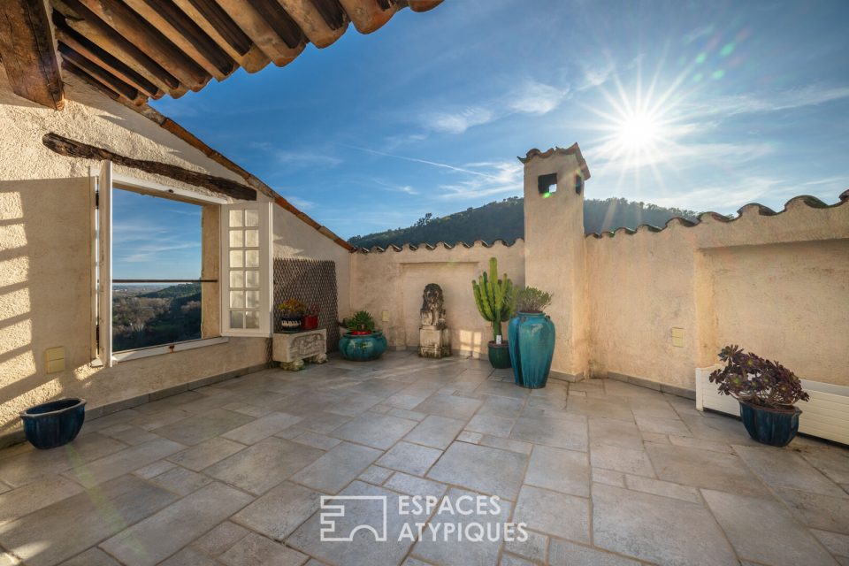 Maison dans un village provençale à l'architectue médivial à Auribeau-sur Siagne