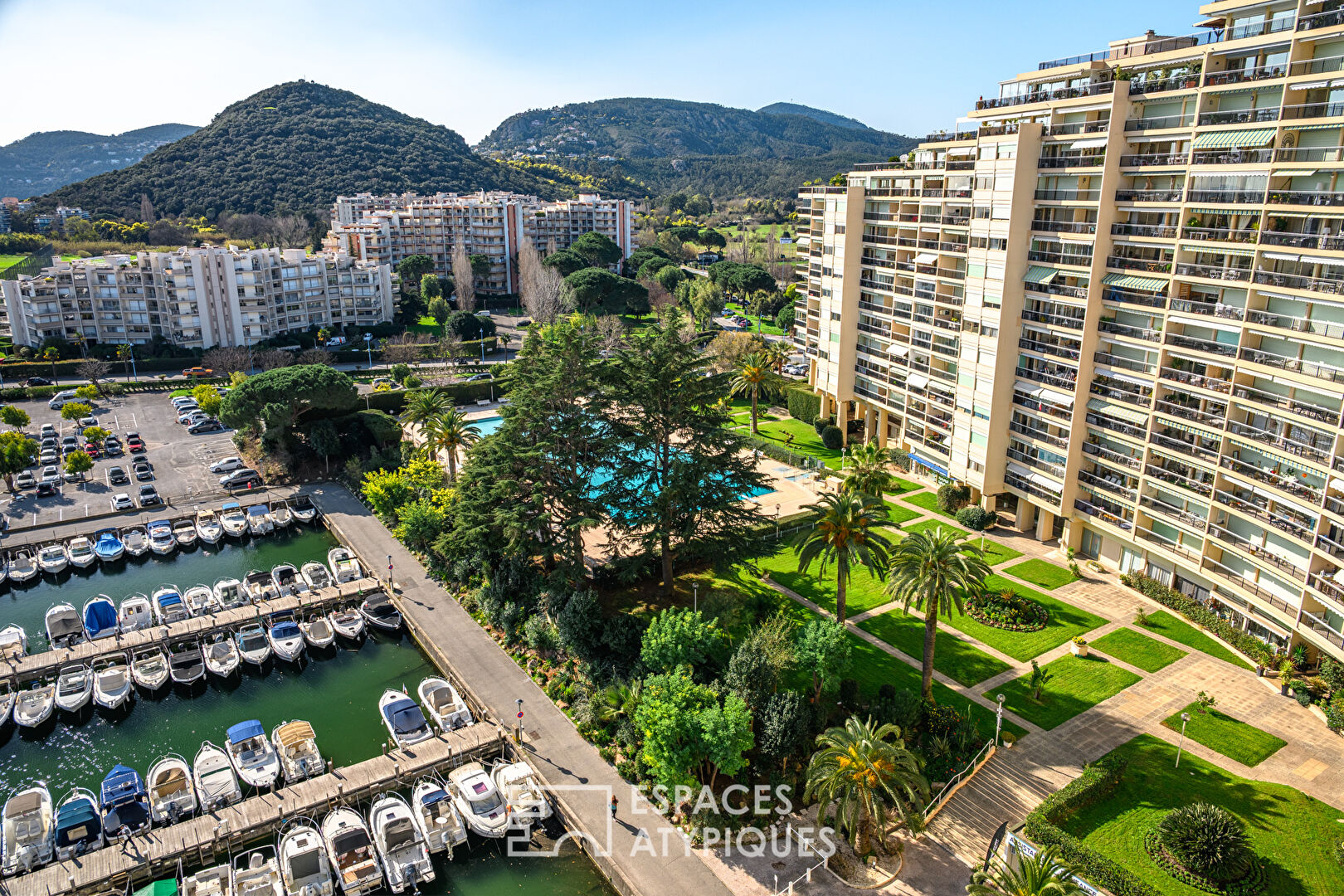 Spacieux appartement T2 de 69m² avec vue mer à Cannes Marina