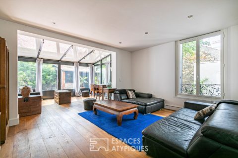 Historic detached house and its bucolic garden