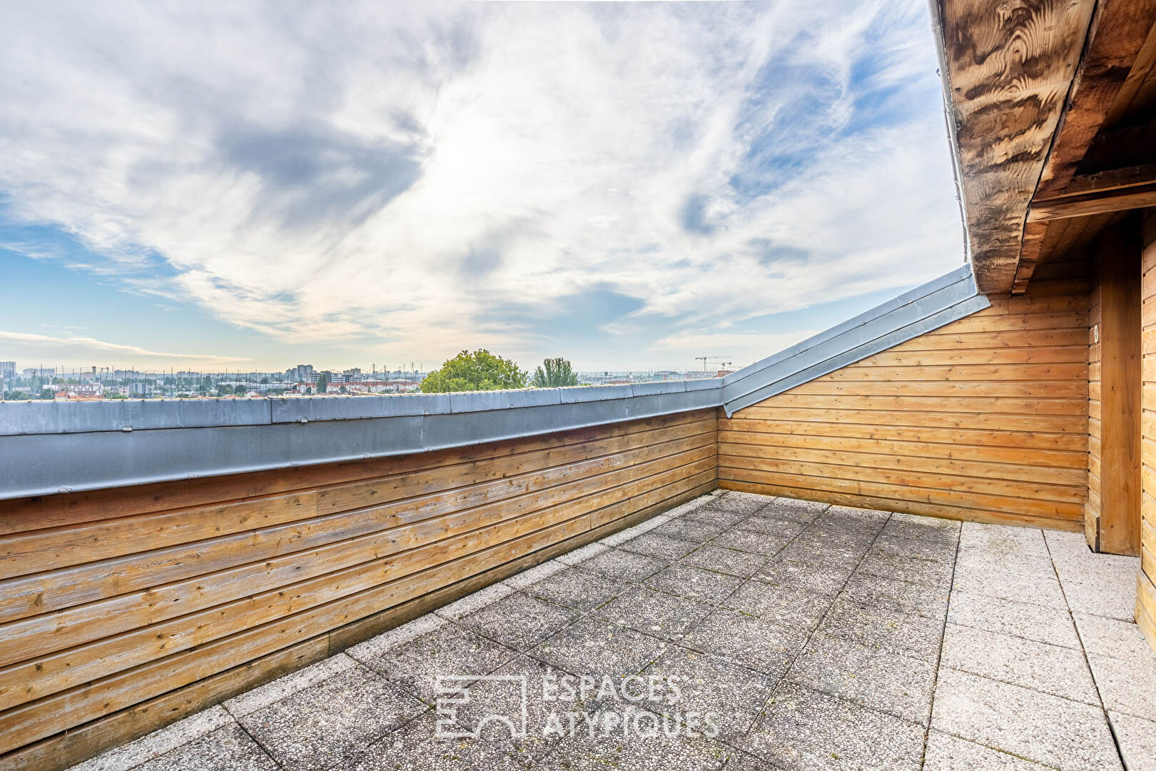 Duplex penthouse with double terrace