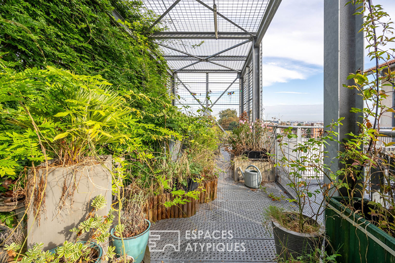 Duplex penthouse with double terrace