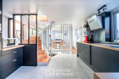 Triplex inversé avec piscine intérieure et terrasse