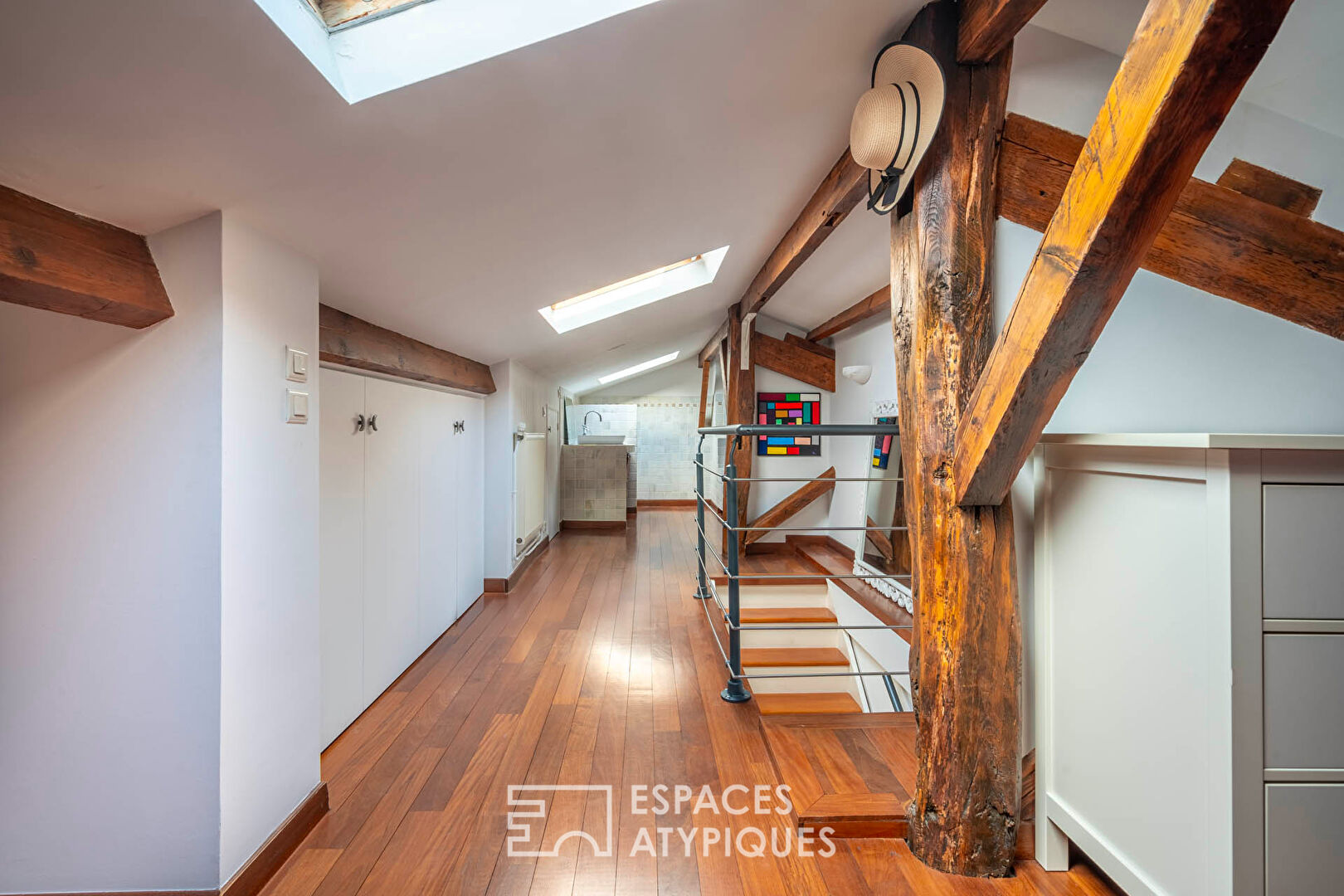 Charming duplex on the top floor in Saint-Mandé