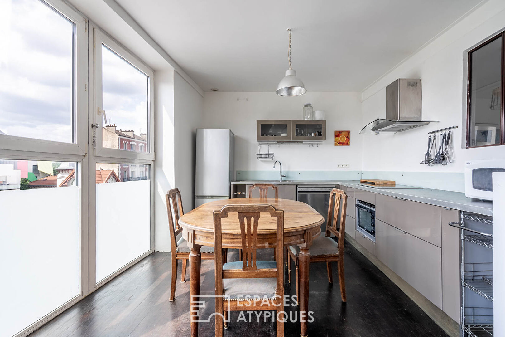 Duplex loft with open view