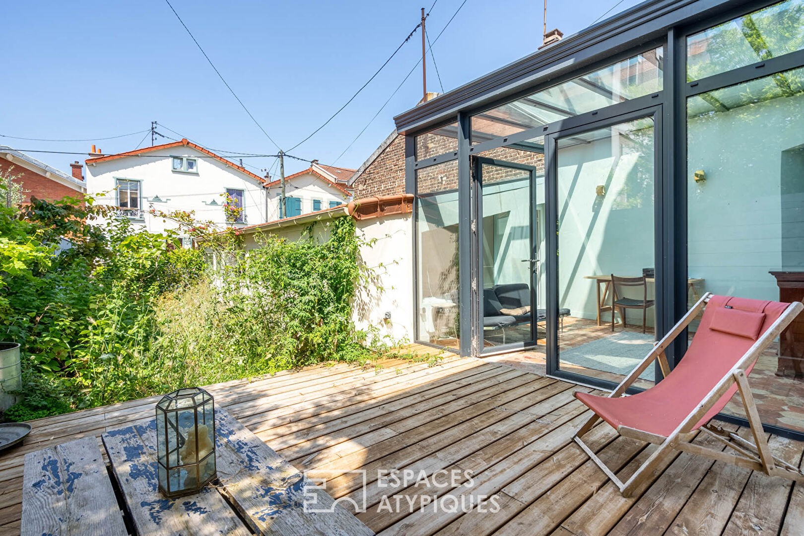 House with terraces and glass roof