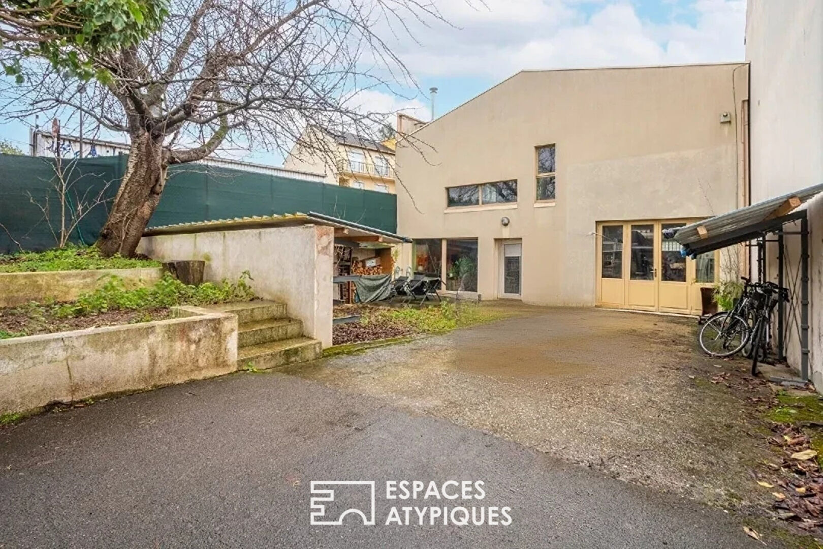 Maison Loft avec atelier et jardin