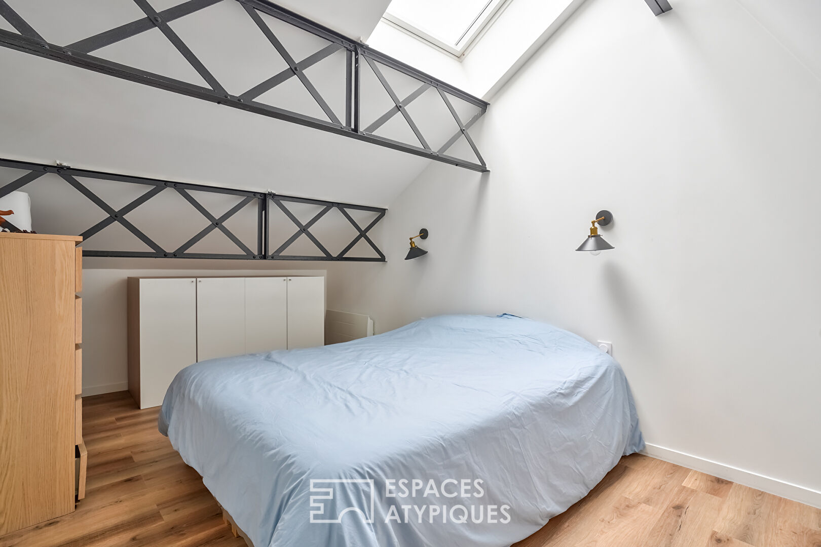 Duplex loft in the heart of the Bruyères district