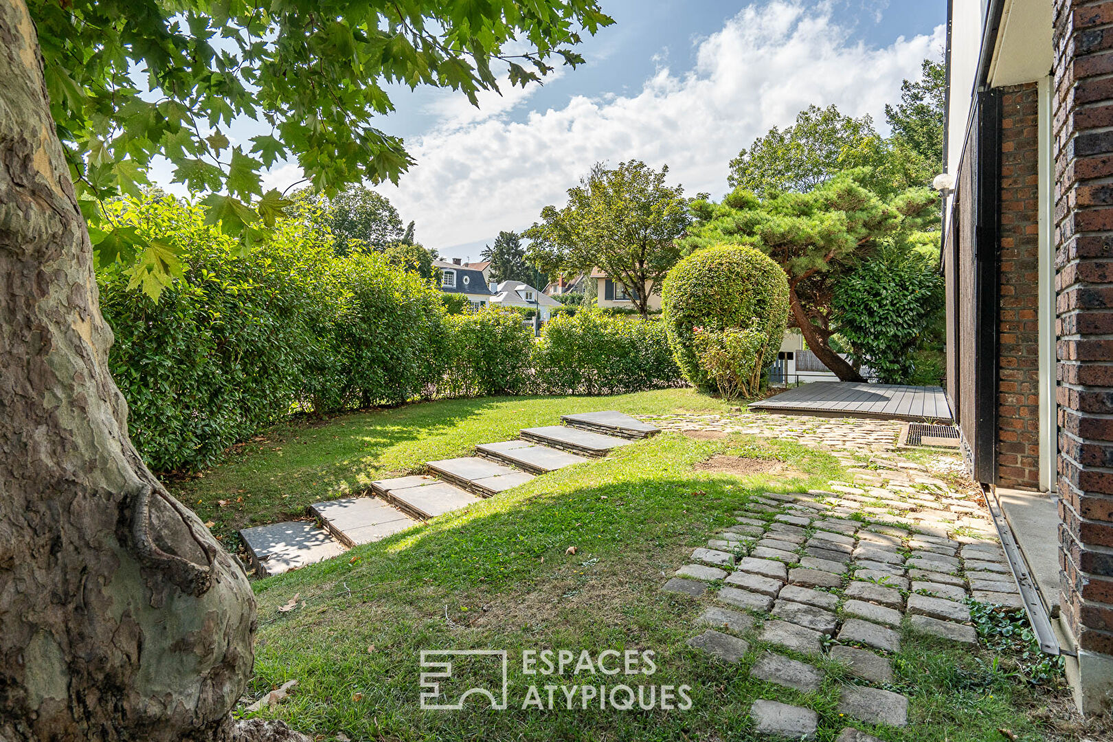 Architect’s house in the “Domaine de la Marche”