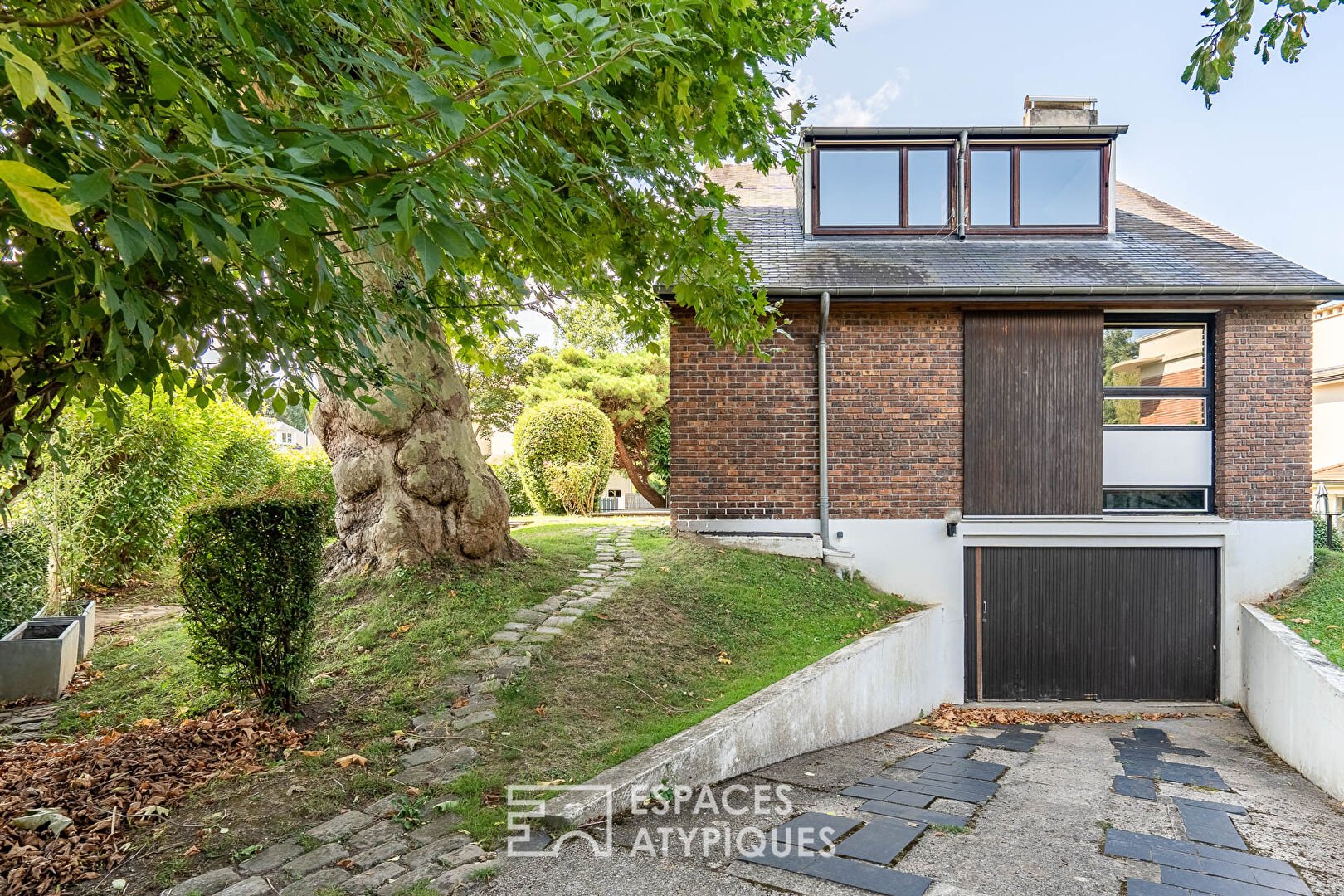 Maison d’architecte dans le domaine de la Marche