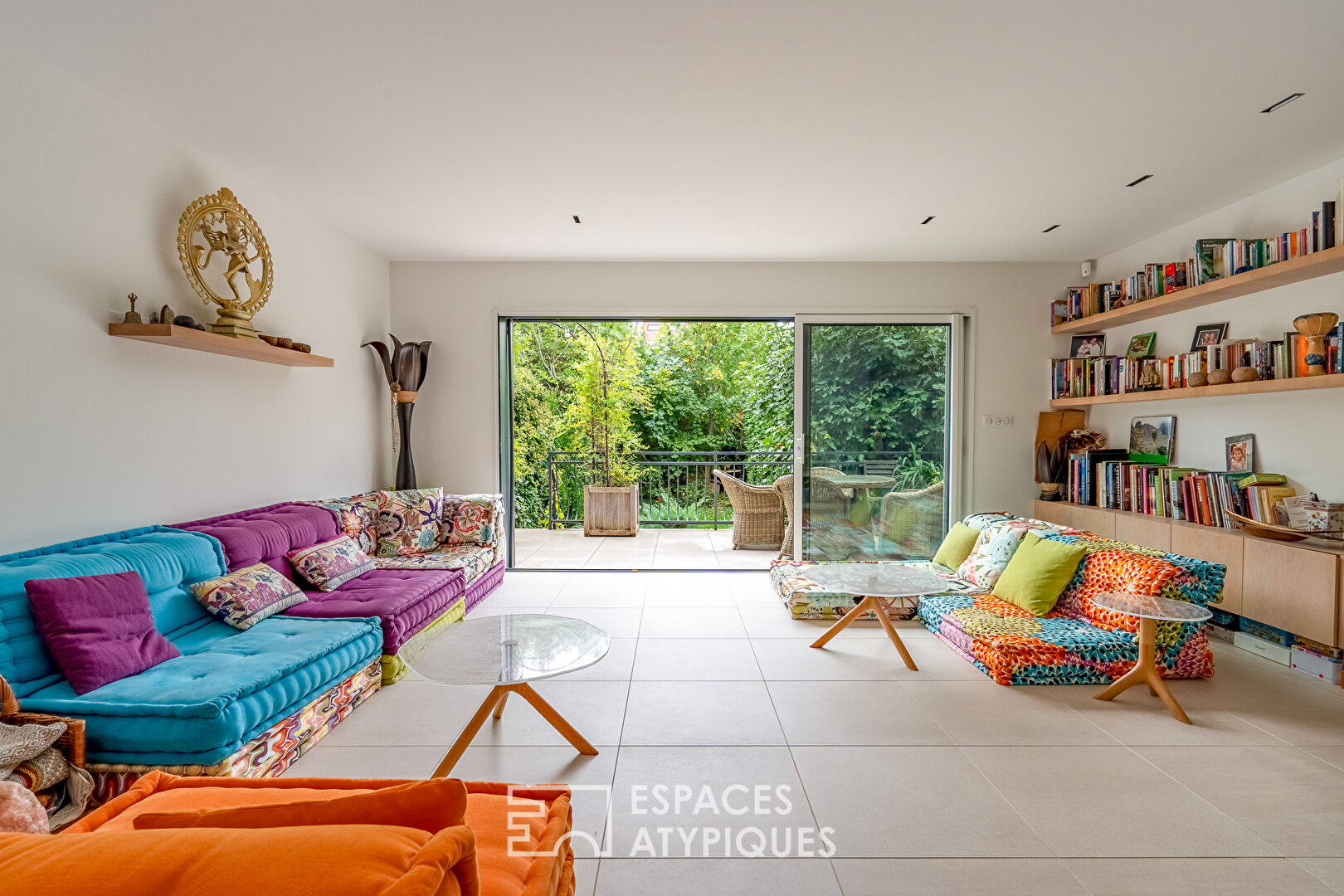 Architect’s house with garden and roof terrace overlooking the Eiffel Tower in Issy-les-Moulineaux