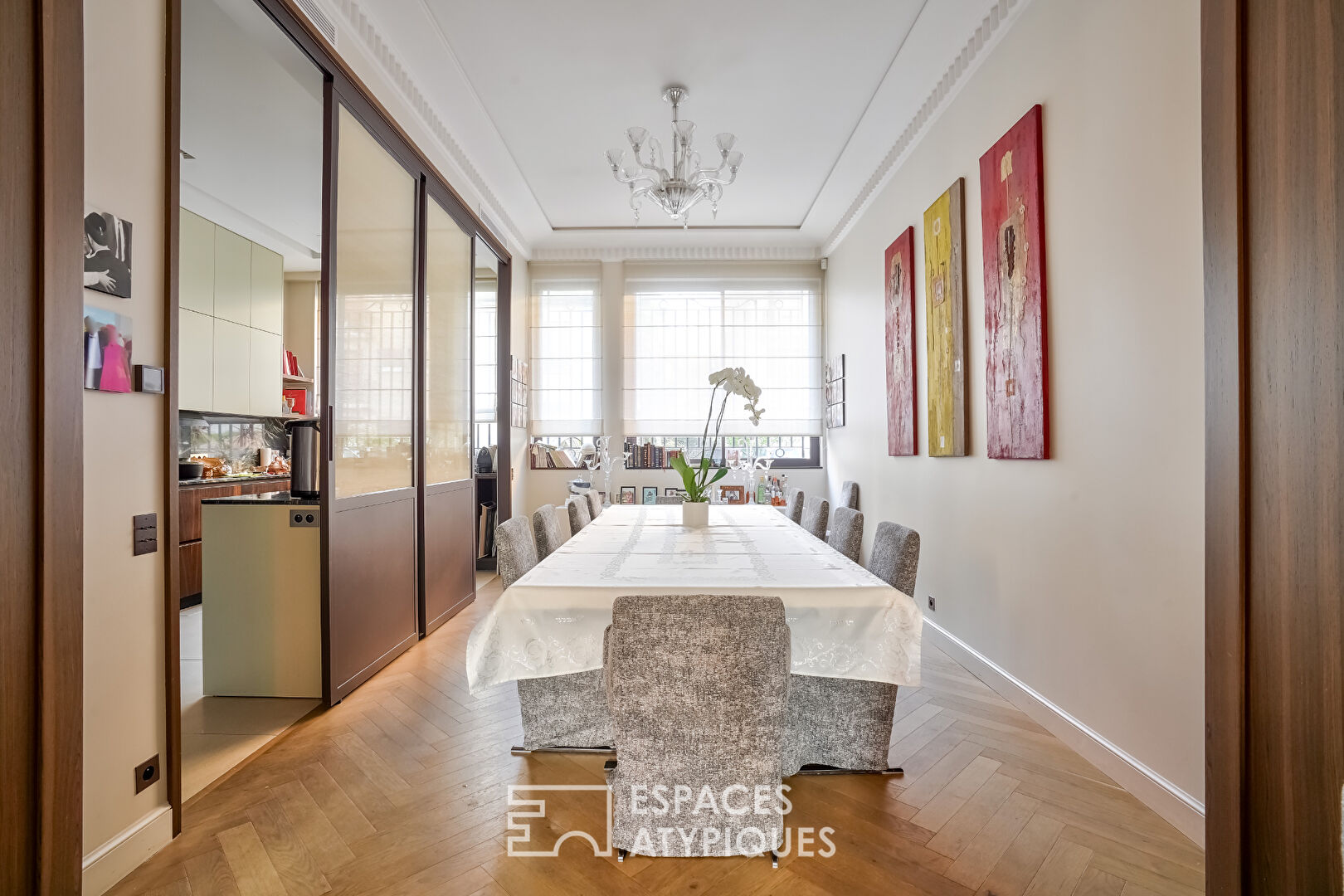 Sublime duplex familial avec jardin dans un square privatif à Neuilly