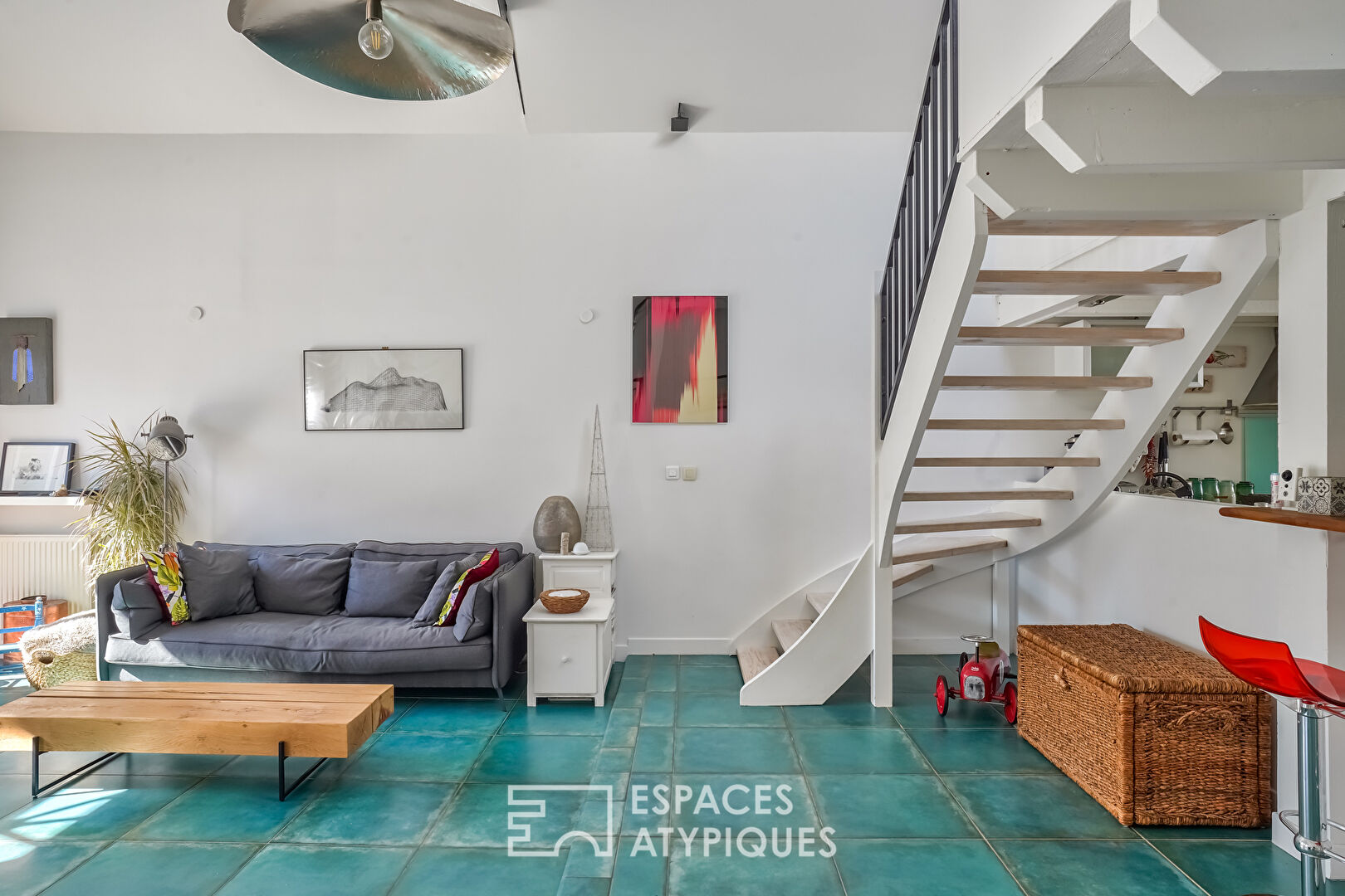 Loft en duplex et traversant avec deux terrasses