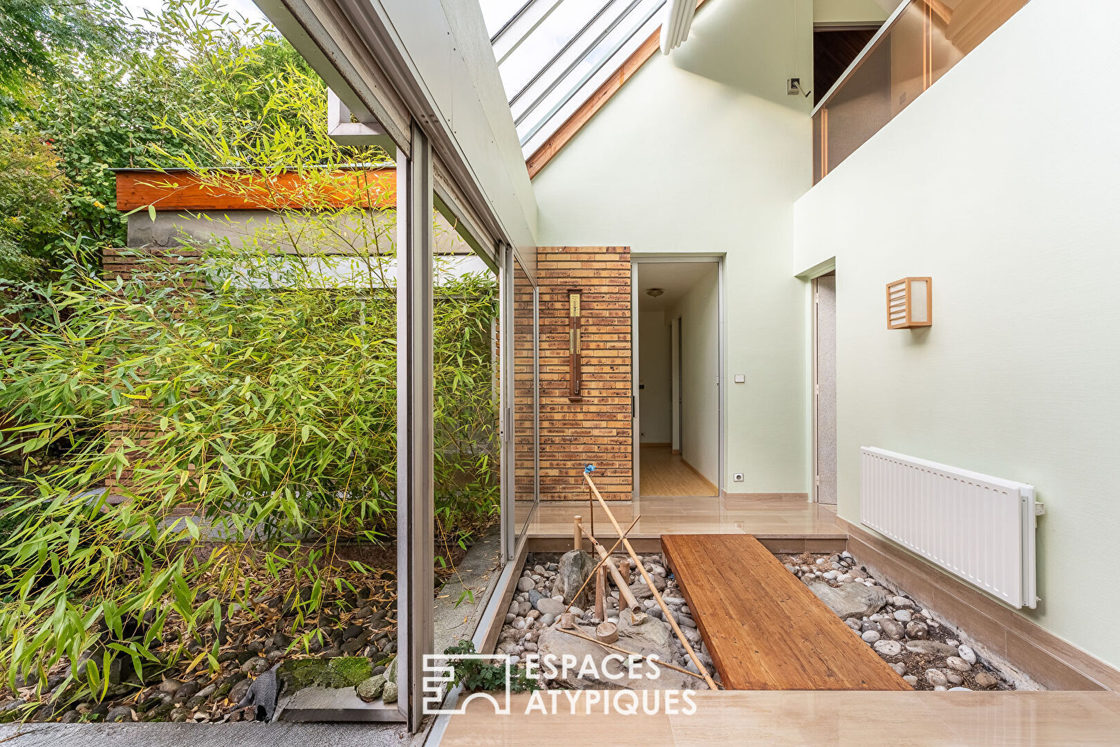 Maison d’architecte avec jardin paysagé dans la division Théry à Vaucresson