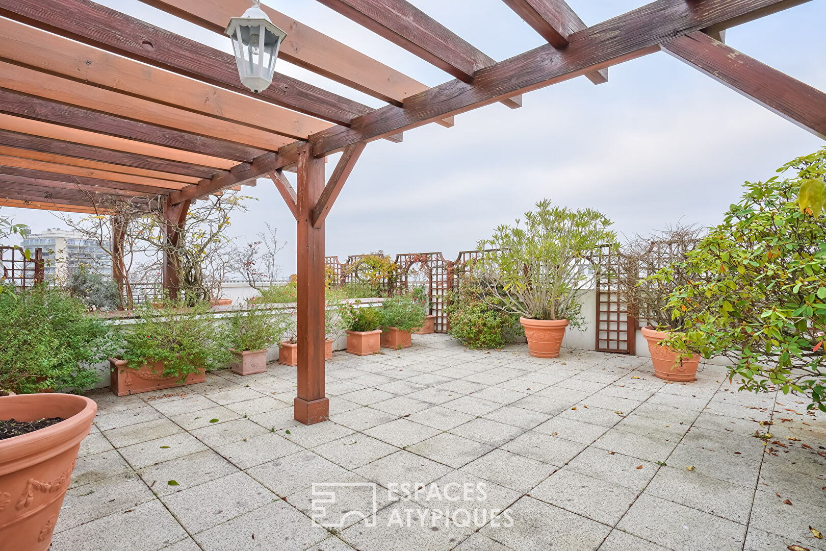 Appartement dernier étage avec terrasse et sa superbe vue panoramique