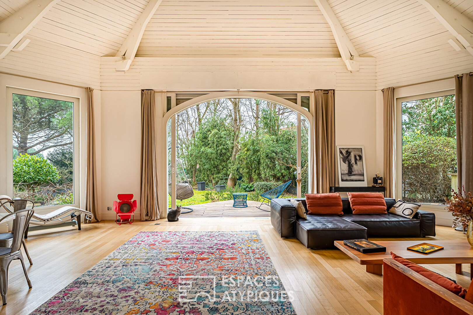 Magnifique maison contemporaine avec piscine, à deux pas du golf de Saint-Cloud