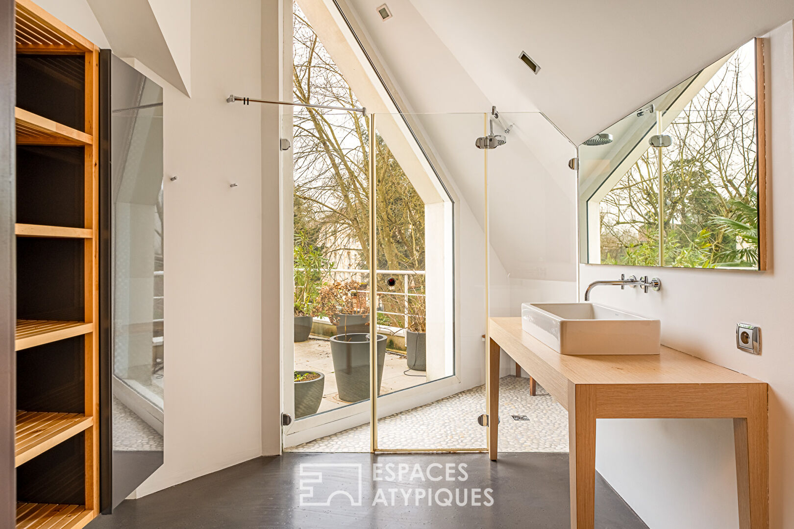 Magnifique maison contemporaine avec piscine, à deux pas du golf de Saint-Cloud