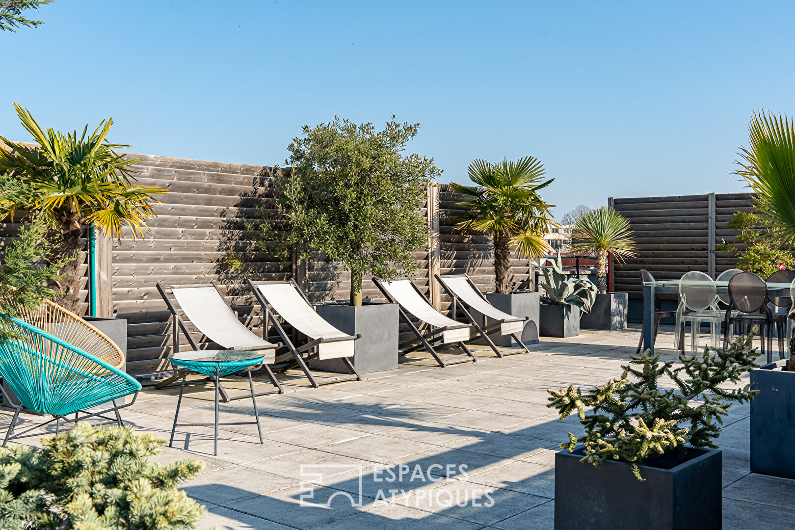 Loft avec toit terrasse dans une ancienne tricoterie à Clamart