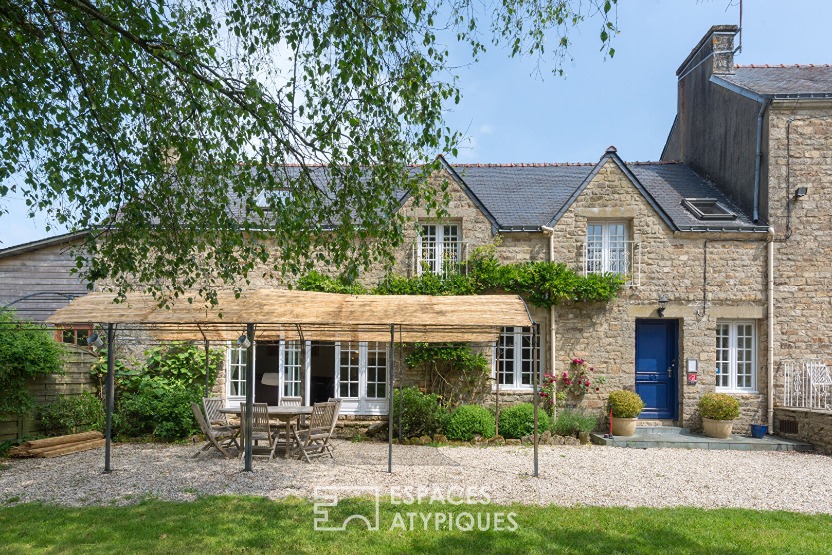 Country house and its mill 15 minutes from Vannes