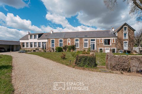 Old renovated school with exceptional view of the Vilaine