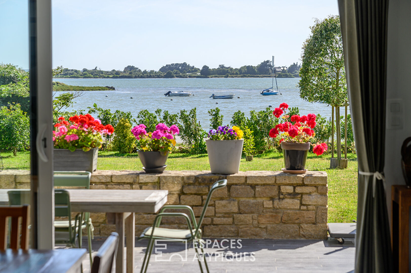 House with exceptional view of the Gulf of Morbihan