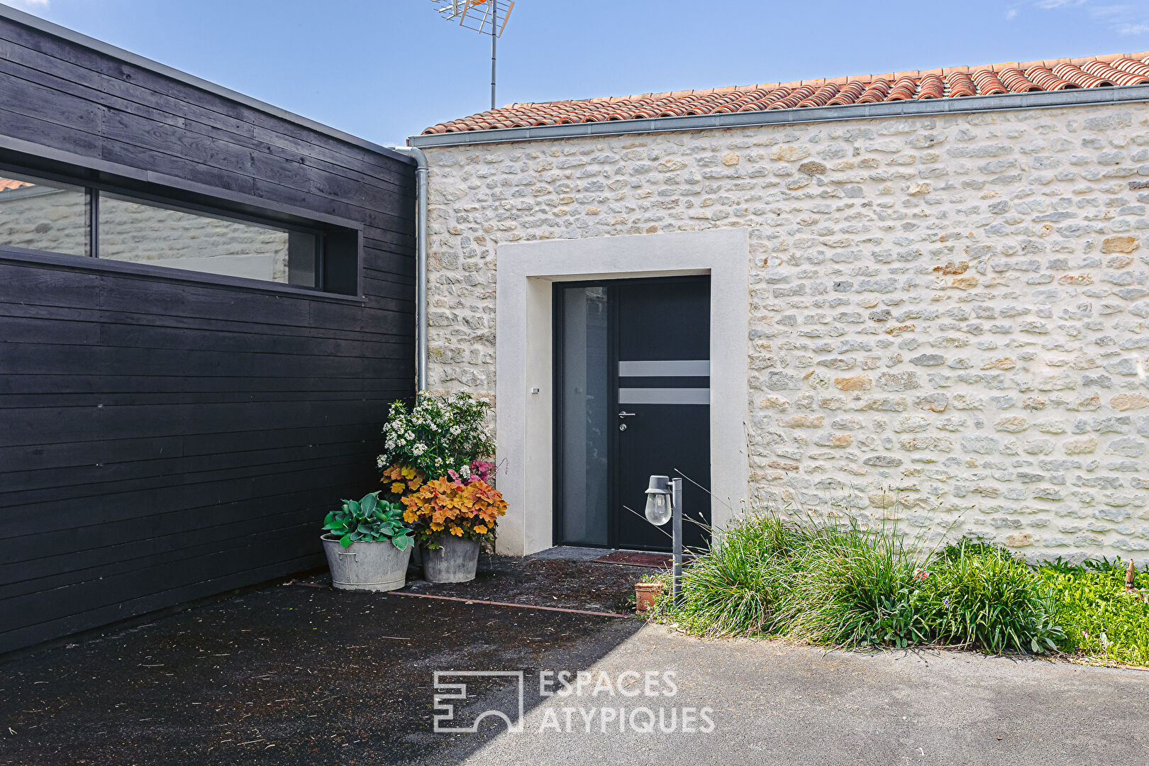 Architect’s house with flat green roof